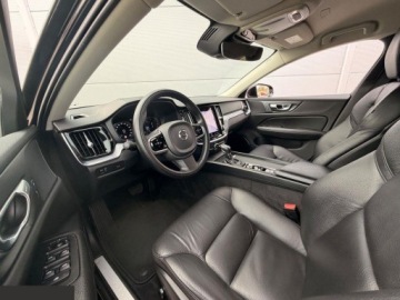 Volvo V60 II  2021 Volvo V60 D3 Geartronic Momentum Pro 150KM 2021r Świetna prezencja!, zdjęcie 11