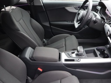 Audi A4 B9 Avant 2.0 35 TFSI  150KM 2019 Audi A4 35 TFSI, Salon Polska, Serwis ASO, zdjęcie 8