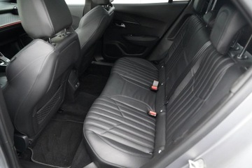 Peugeot 2008 II SUV 1.2 PureTech 155KM 2023 Peugeot 2008 GT skóra BLIS nawi parktronik FUL, zdjęcie 19