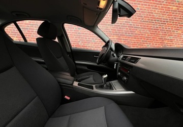 BMW Seria 3 E90-91-92-93 Limuzyna E90 318i 143KM 2008 BMW Seria 3 Klima Alu Grzane Fotele Gwarancja w cenie Warszawa VRRL 2.0, zdjęcie 12