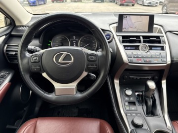 Lexus NX I SUV 300h 197KM 2017 Lexus NX 300h Comfort AWD I (2014-2021) 300h Comfo, zdjęcie 9