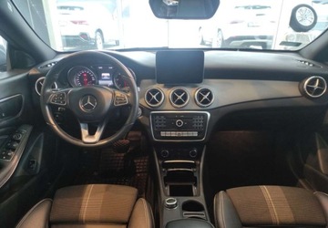 Mercedes CLA C117 Coupe Facelifting 1.5 180 d 109KM 2017 Mercedes-Benz CLA 1.5 Diesel 109KM, zdjęcie 7