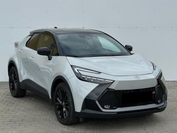 Toyota C-HR II SUV Plug-In 2.0  223KM 2025 Od ręki - GR Sport 2.0 Hybrid Dynamic Force Plug-in 223KM | Kamera 360!, zdjęcie 2