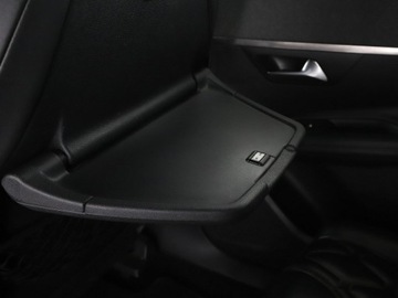 Peugeot 5008 II Crossover 1.2 PureTech 130KM 2020 Peugeot 5008 GT automat skóra 7-osob. virtual, zdjęcie 39