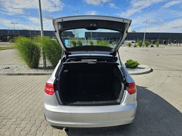 Audi A3 8P Hatchback 3d 2.0 TDI CR 140KM 2011 Audi A3 2.0 140 km Automat 6 xAir Bag Klimatronik, zdjęcie 16