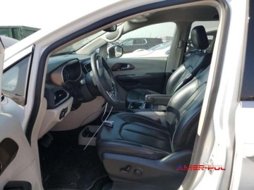 Chrysler Voyager V 2020 Chrysler Voyager 2020 r., 3,6L LXI 3.6 Benzyna 287KM, zdjęcie 7