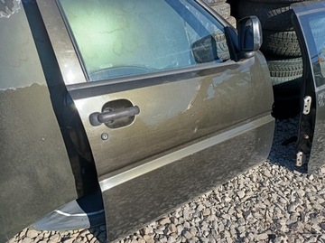 DVEŘE PRAVÝ PŘEDNÍ FORD MAVERICK TERRANO II 3D