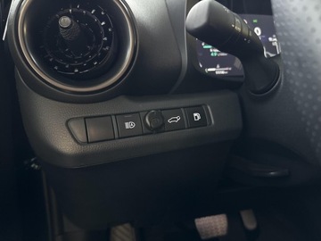 Toyota C-HR II SUV 2.0 Hybrid Dynamic Force 197KM 2024 Toyota C-HR 2.0 Hybrid GR Sport 2.0 Hybrid Dynamic, zdjęcie 20