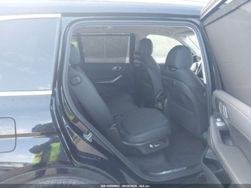 BMW X7 2022 BMW X7 xDrive40I 2022 3.0l 3.0 Benzyna 335KM, zdjęcie 12