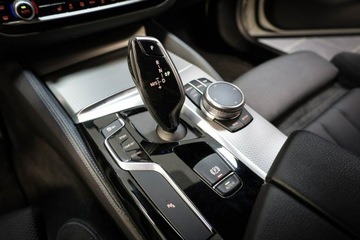 BMW Seria 5 G30-G31 Touring 520d 190KM 2019 BMW 520 190KM*xDrive*Mpakiet*Salon, zdjęcie 19