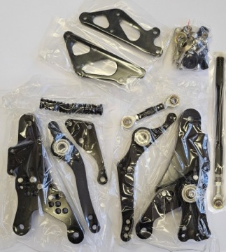 SETY YAMAHA R1 04-08 PODNÓŻKI CZARNE