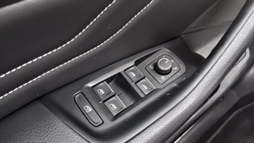 Volkswagen Passat B8 Variant Facelifting 2.0 TDI SCR 200KM 2022 Volkswagen Passat 2.0TDI 200KM ACC 4x4 Iwl Virt.Co, zdjęcie 33