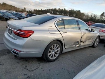 BMW Seria 7 G11-G12 2019 BMW Seria 7 2019, 2.0L, HYBRID, od ubezpieczalni 2.0 Benzyna 322KM, zdjęcie 2