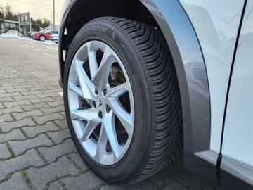 Cupra Formentor Crossover PHEV 1.4 e-HYBRID 204KM 2023 Cupra Formentor hybryda serwis ASO 1.4hyb 205KM bezwypadkowy LED dos.zakre, zdjęcie 8