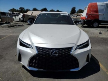 Lexus IS III 2023 Lexus IS 2023 LEXUS IS 300 silnik benzynowy 2.0 L 2.0 Benzyna 241KM, zdjęcie 5