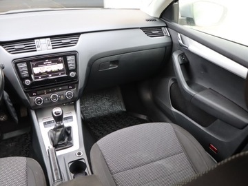 Skoda Octavia III Liftback 1.4 TSI  150KM 2016 Skoda Octavia 1.4 TSI, Salon Polska, GAZ, VAT 23%, zdjęcie 6