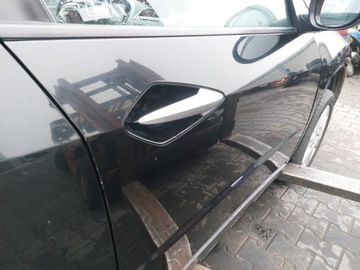 DVEŘE KOMPLETNÍ PRAVÝ PŘEDNÍ HONDA CIVIC VIII B92P 06-11R HB 5D