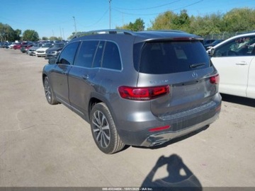 Mercedes GLB 2021 Mercedes-Benz GLB 250 4Matic 2021 2.0l 2.0 Benzyna 221KM, zdjęcie 3