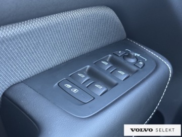 Volvo XC60 II Crossover Plug-In Facelifting 2.0 T8 455KM 2024 Volvo XC 60 T8 Plug-In | AWD | Ultra Dark | FV23%, zdjęcie 32