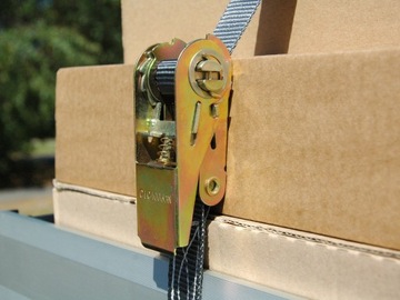 ТРАНСПОРТНЫЕ РЕМНИ С НАТЯЖИТЕЛЕМ ДЛЯ БАГАЖНИКОВОГО РЕМНЯ