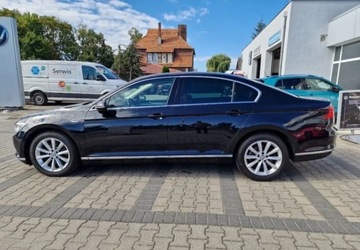 Volkswagen Passat B8 Limousine 2.0 TSI BlueMotion Technology 280KM 2017 Volkswagen Passat Limousine Highline 2.0 TSI B..., zdjęcie 10