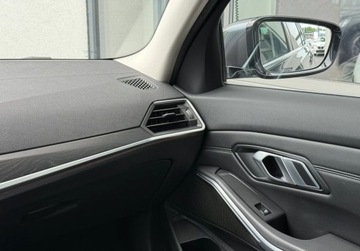 BMW Seria 3 G20-G21 Touring 2.0 320d 190KM 2022 BMW Seria 3 320d xDrive Luxury Line Hak Display Key Panorama Webasto 2.0, zdjęcie 18