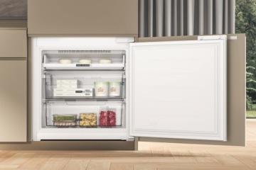 Холодильник WHIRLPOOL WH SP70 T232 P