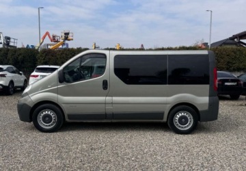 Renault Trafic II Furgon 2.0 dCi 115KM 2007 Renault Trafic 2007r. 2.0 Diesel 114KM, zdjęcie 1