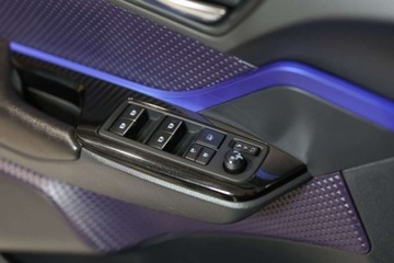 Toyota C-HR I Crossover 1.8 Hybrid 122KM 2016 Toyota C-HR 1.8 Hybrid Dynamic 1.8 Hybryda 122KM, zdjęcie 12