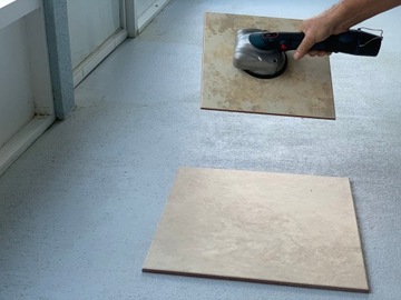 ДЛЯ УКЛАДКИ ПЛИТКИ С ВИБРАЦИЕЙ. ПОЛЬСКИЙ ПРОДУКТ