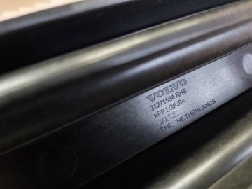 KOLEJNICE VODÍTKO KUFRU PRAVÁ 31271584 VOLVO XC60 I