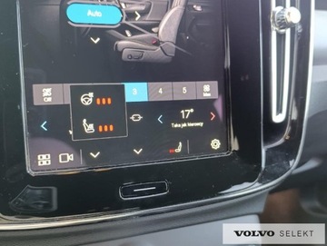 Volvo XC40 Recharge 70kWh 238KM 2023 Volvo XC 40 XC40 Recharge Plus Pakiet Climate Kame, zdjęcie 25