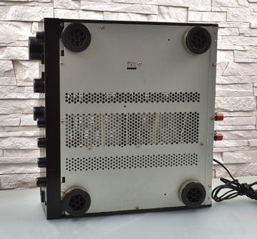 PIONEER A-676 Стереоусилитель высокого класса.