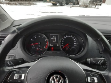 Volkswagen Polo V Hatchback 3d Facelifting 1.0 60KM 2015 VW Polo 1.0 MPi BlueMotion 2015 r. lift radar, zdjęcie 6