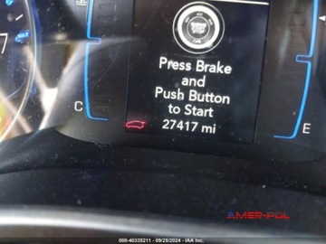 Chrysler Voyager V 2022 Chrysler Voyager 2022 r.3,6L LX 3.6 Benzyna 287KM, zdjęcie 7