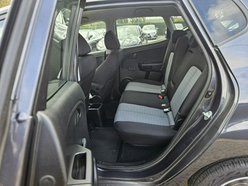 Kia Venga Mikrovan Facelifting 1.4 DOHC 90KM 2016 Kia Venga 1,4 benzyna 90KM zarejestrowany, zdjęcie 5