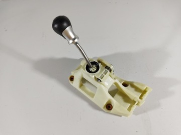 KIA RIO III 11R-РЫЧАГ ПЕРЕДАЧ