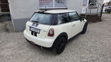 Mini One II Hatchback 1.4 95KM 2008 MINI ONE 1,4 benzyna 95 KM klima zarejestrowany 1.4 Benzyna 95KM, zdjęcie 12