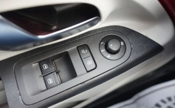 Seat Mii Hatchback 5d 1.0 75KM 2015 Seat Mii 1.0MPI 75KM Klima Tempomat Zarejestrowany Niski przebieg Stan BDB, zdjęcie 19