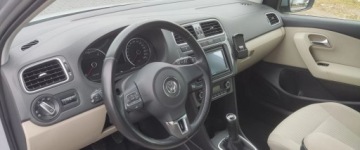 Volkswagen Polo V Hatchback 5d 1.6 TDI-CR DPF 105KM 2010 Volkswagen Polo 1.6 diesel ,bezwypadek ,bogata wersja ,zadbany 1.6 Diesel, zdjęcie 9