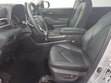 Toyota Highlander III 2022 Toyota Highlander XLE 2022 3.5 Benzyna 295KM, zdjęcie 7