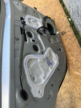 DVEŘE LEVÝ ZADNÍ RENAULT GRAND SCENIC IV TED69 16-