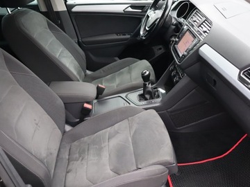 Volkswagen Tiguan II SUV 2.0 TDI 150KM 2017 VW Tiguan 2.0 TDI, Navi, Klima, Klimatronic, zdjęcie 8
