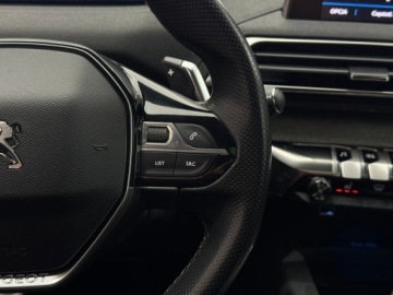 Peugeot 5008 II Crossover Facelifting 2.0 BlueHDi 177KM 2020 Peugeot 5008 GT / 7 osobowy / Hak / Masaż / Panora, zdjęcie 24