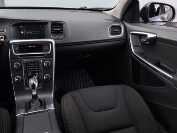 Volvo S60 II Sedan Facelifting 2.0 D3 136KM 2014 Volvo S60 D3, Automat, Navi, Klima, Klimatronic, zdjęcie 7