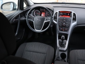 Opel Astra J Sports Tourer Facelifting 1.6 CDTI  136KM 2015 Opel Astra 1.6 CDTI, Salon Polska, Serwis ASO, zdjęcie 6