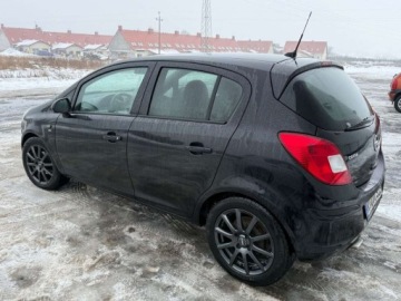Opel Corsa D Hatchback 1.4 Twinport ECOTEC 100KM 2011 Opel Corsa Ladna Corsa 1.4benzyna 100KM Alus Navi Multifunkcja Nowa Opona, zdjęcie 10