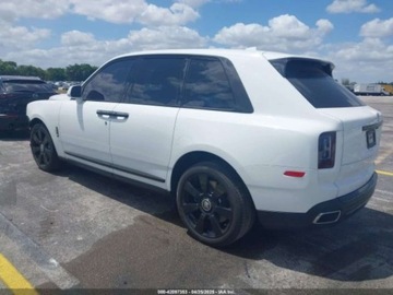Rolls-Royce 2023 Rolls-Royce Cullinan 2023 6.7l 6.7 Benzyna 563KM, zdjęcie 3