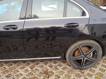 DVEŘE LEVÉ ZADNÍ TŘÍDA C W205 W BARVA 197