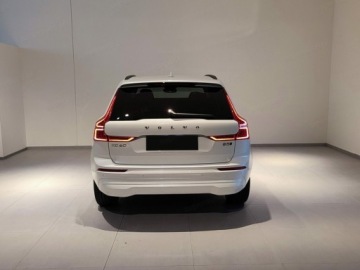 Volvo XC60 II 2026 VOLVO XC60 B5 AWD Core Suv 2.0 (264KM) 2026, zdjęcie 1